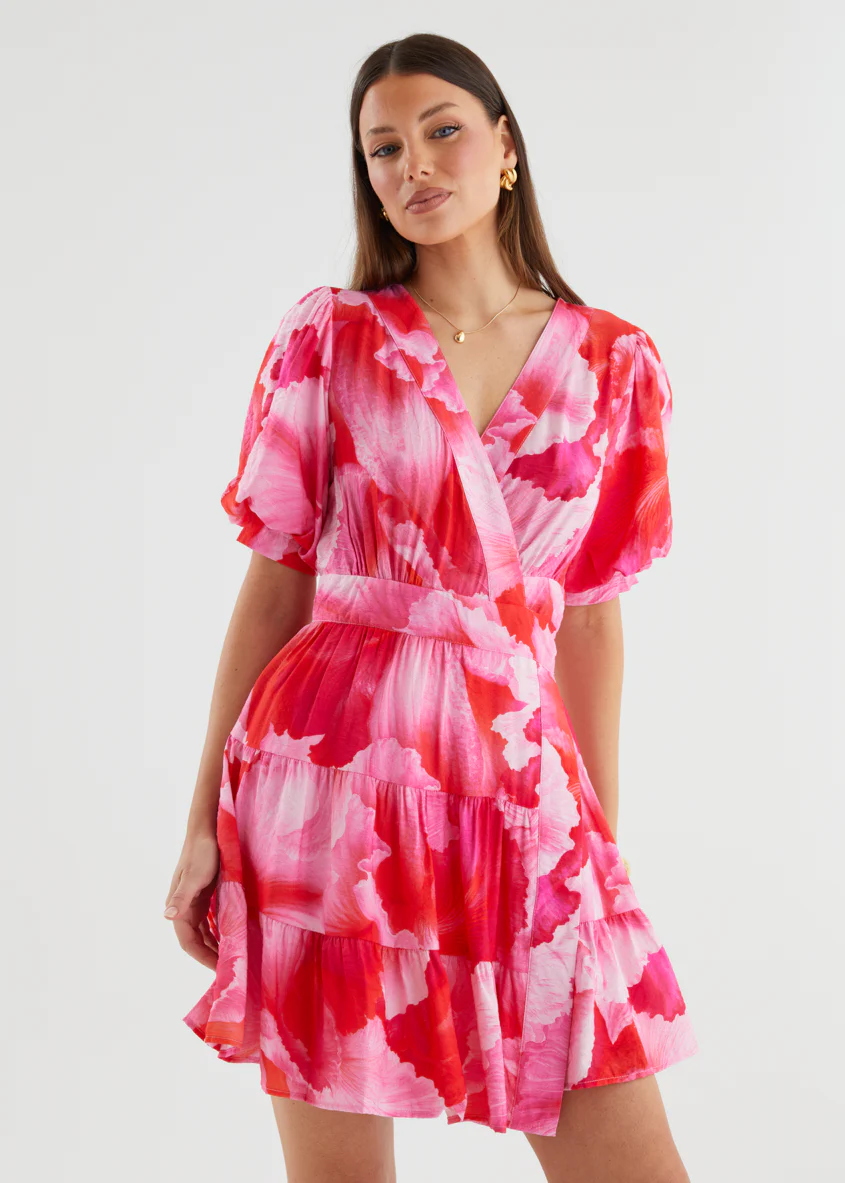 Emely Wrap Dress - Strawberry Abstract - Honorern