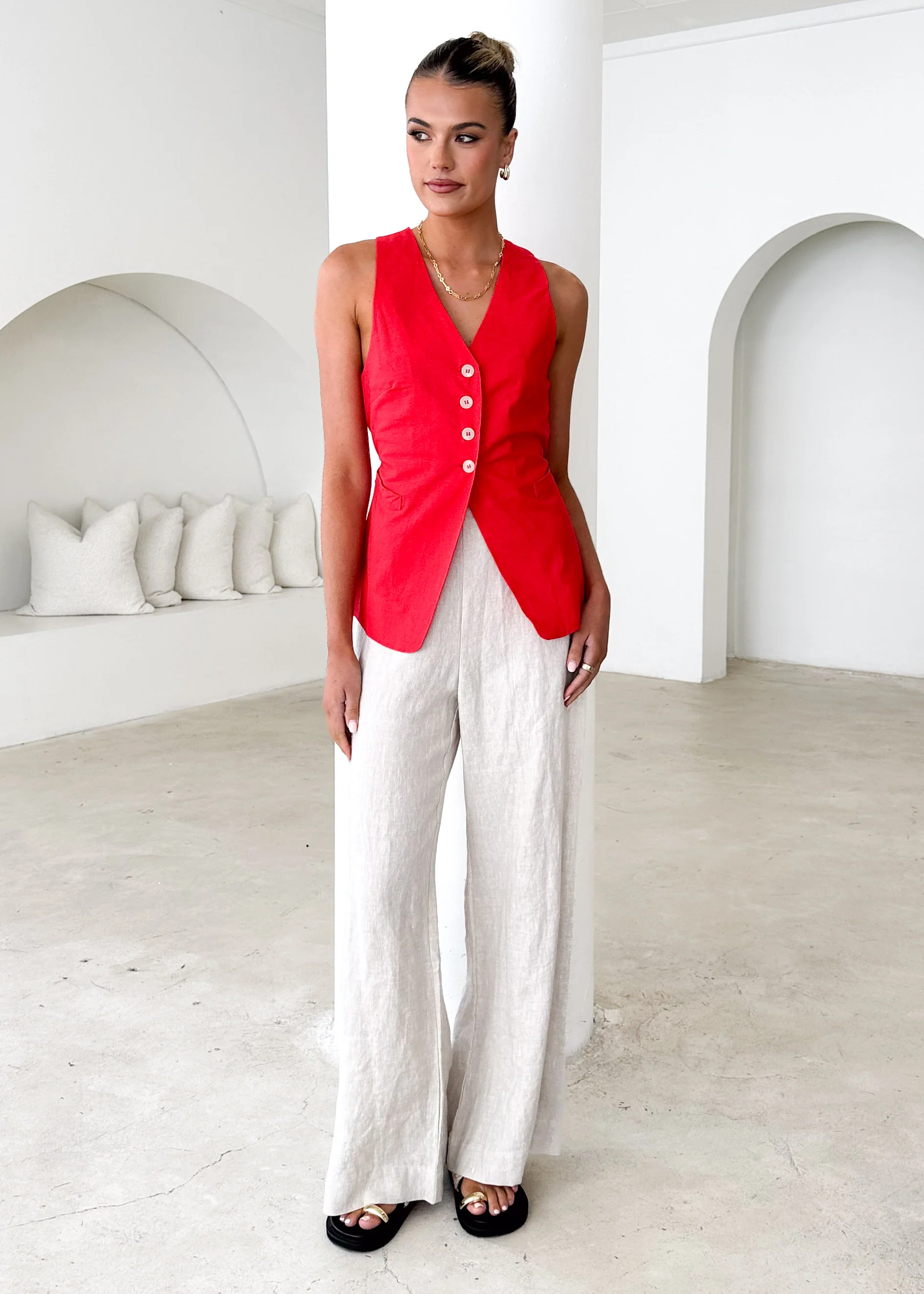 Elise Vest Top - Red - Honorern