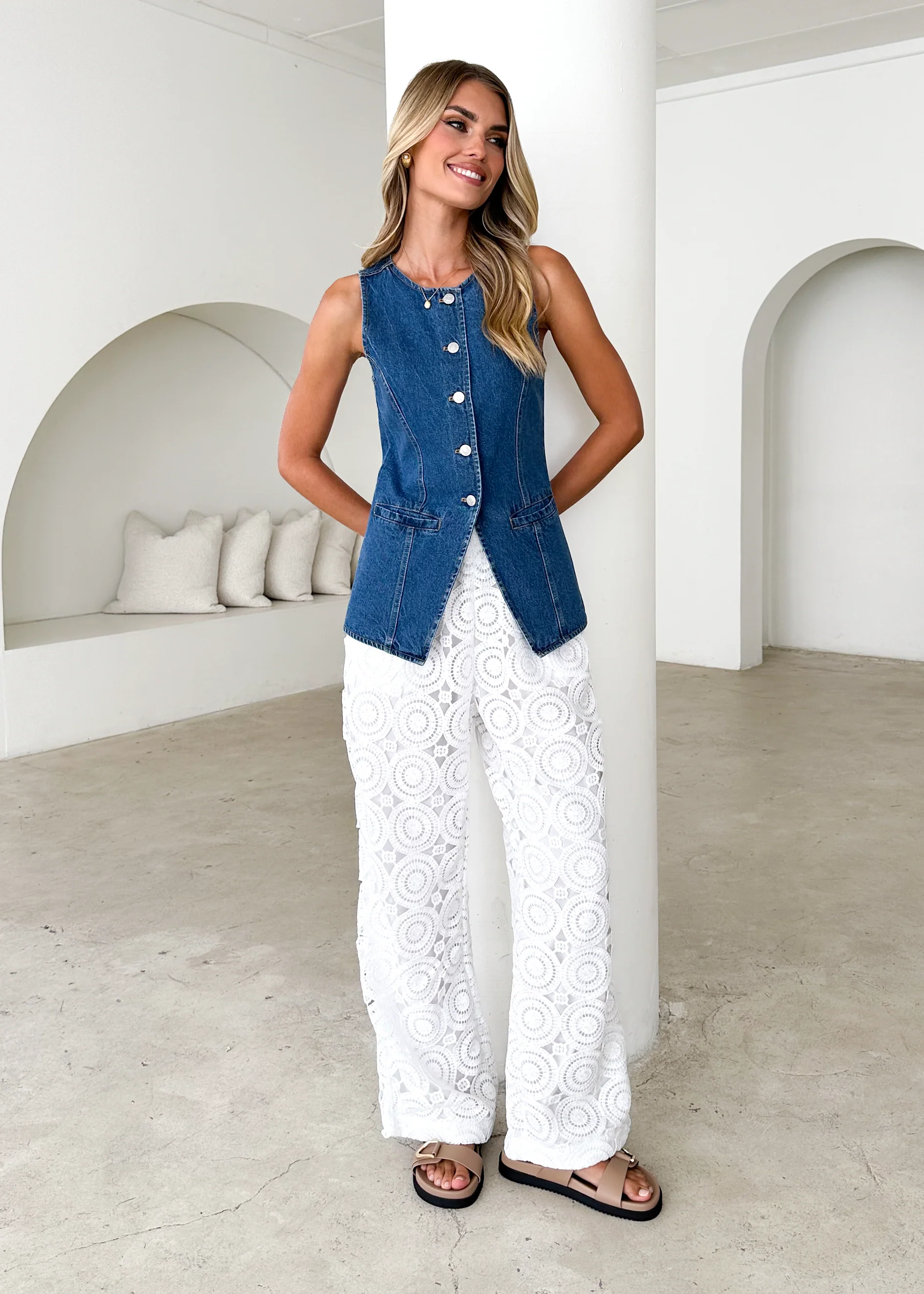 Sandra Denim Vest - Mid Blue - Honorern