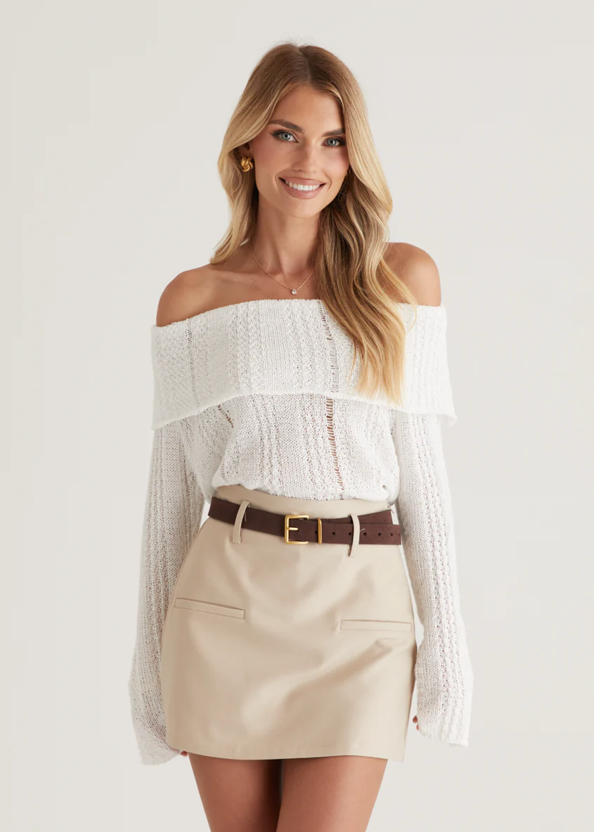 Lucy Off Shoulder Sweater - Off White - Honorern