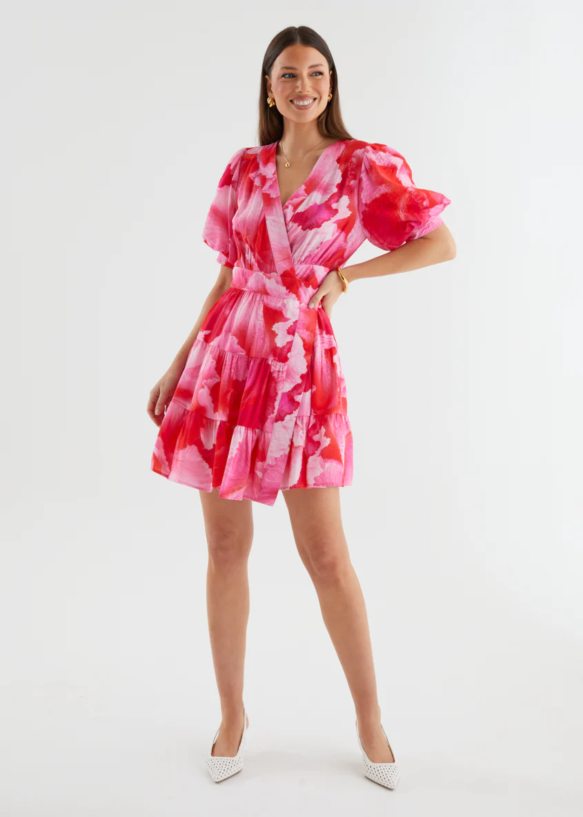 Emely Wrap Dress - Strawberry Abstract - Honorern