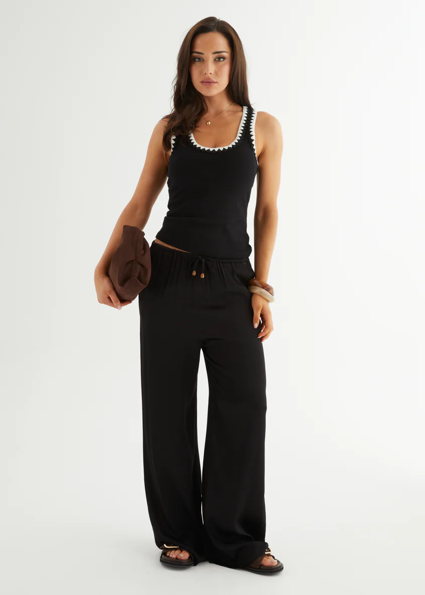 Nora Tank - Black - Honorern