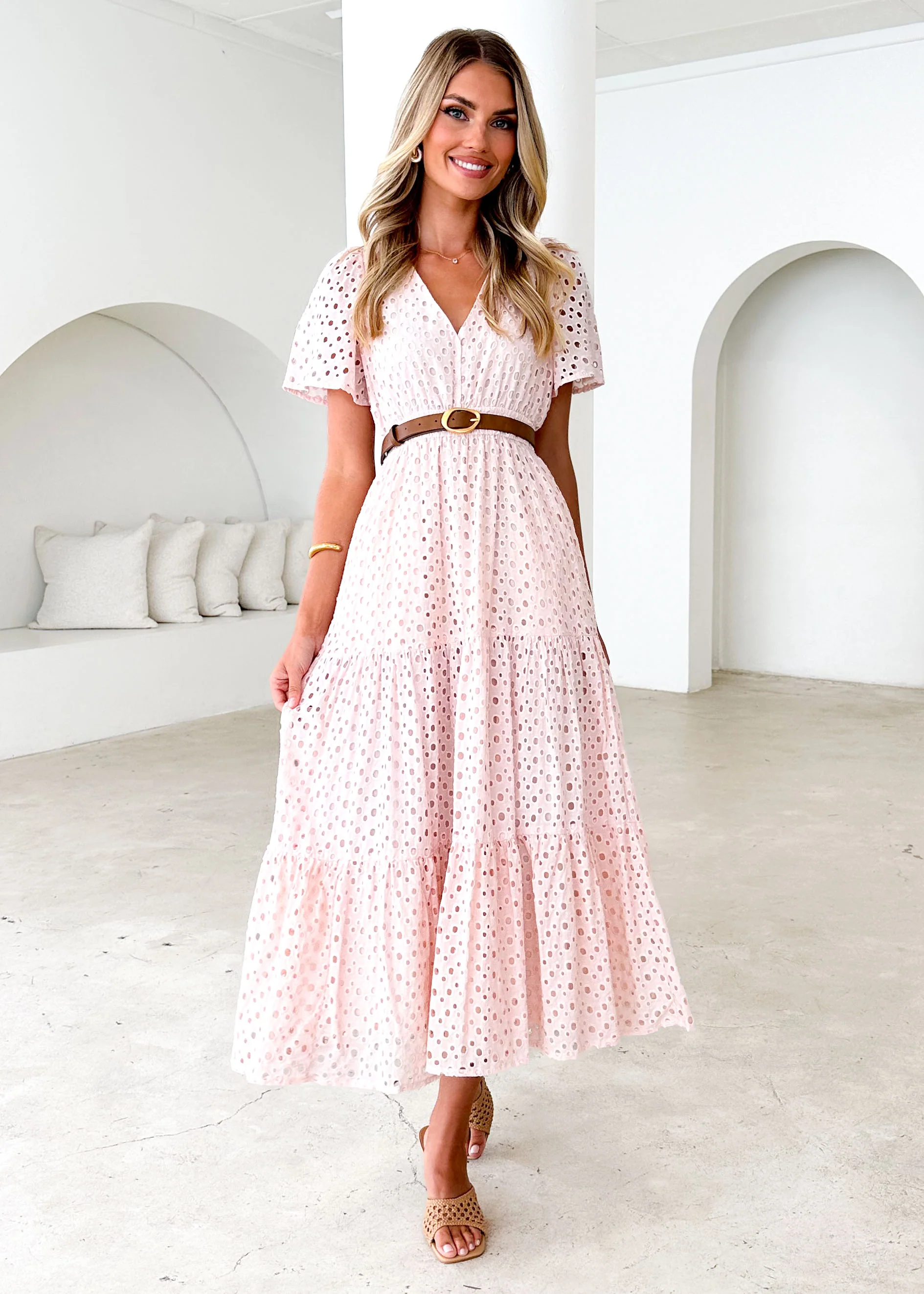 Pia Maxi Dress - Baby Pink Anglaise - Honorern