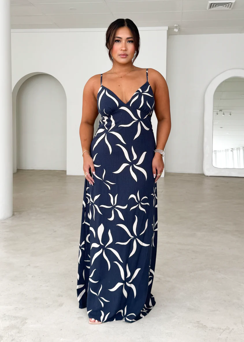 Cavalier Maxi Dress - Navy Ayana - Honorern