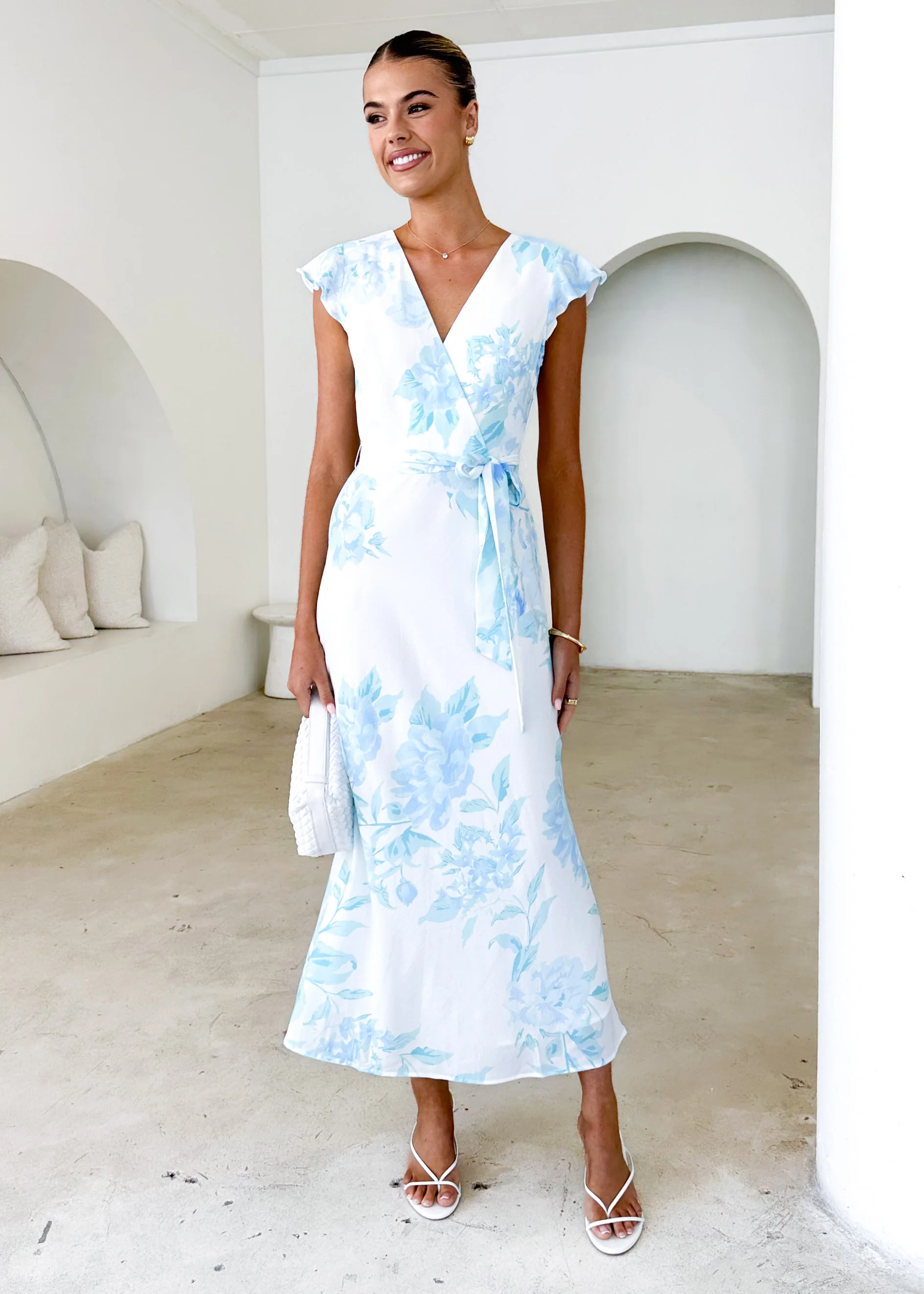 Graceless Midi Dress - Blue Floral - Honorern