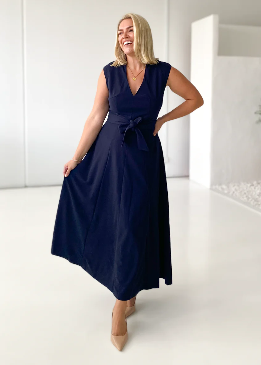 Manhattan Midi Dress - Navy - Honorern