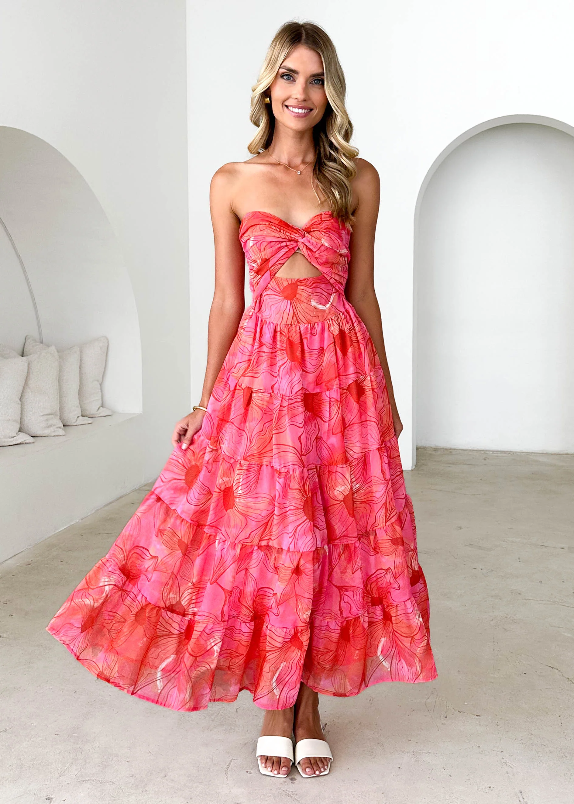 Noda Strapless Maxi Dress - Strawberry Abstract - Honorern